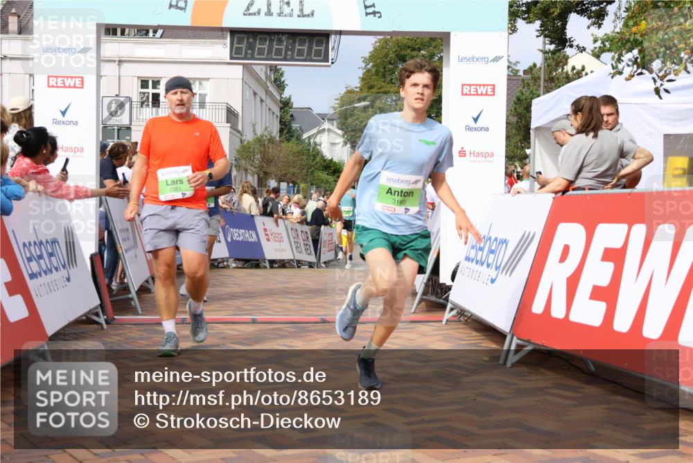 31.08.2025 - 21. Blankeneser Heldenlauf Strokosch-Dieckow http://msf.ph/oto/8653189 31.08.2025 11:08:20 Ziel 3334, 3160, 3693, 3688, 3687, 3361, 3029, 3128 meine-sportfotos.de