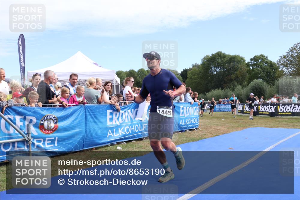 31.08.2025 - Elbe Triathlon Hamburg Strokosch-Dieckow http://msf.ph/oto/8653190 31.08.2025 11:20:22 Ziel 454, 994, 1048, 1107, 1196, 1445 meine-sportfotos.de