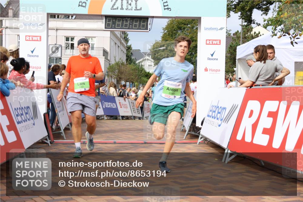 31.08.2025 - 21. Blankeneser Heldenlauf Strokosch-Dieckow http://msf.ph/oto/8653194 31.08.2025 11:08:20 Ziel 3334, 3160, 3693, 3688, 3687, 3361, 3029, 3128 meine-sportfotos.de