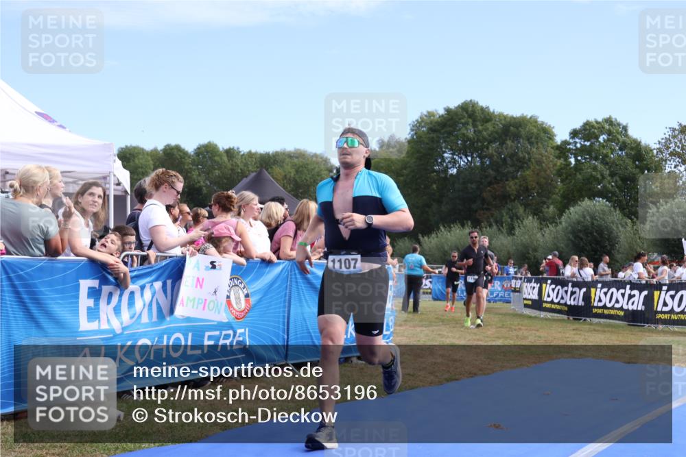 31.08.2025 - Elbe Triathlon Hamburg Strokosch-Dieckow http://msf.ph/oto/8653196 31.08.2025 11:20:27 Ziel 454, 708, 996, 1107, 1196 meine-sportfotos.de