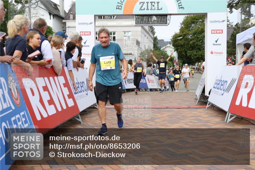 31.08.2025 - 21. Blankeneser Heldenlauf Strokosch-Dieckow http://msf.ph/oto/8653206 31.08.2025 10:26:43 Ziel 2022, 2706, 2057, 2013, 2648, 2007, 2607, 2646, 2487, 2354, 2296 meine-sportfotos.de