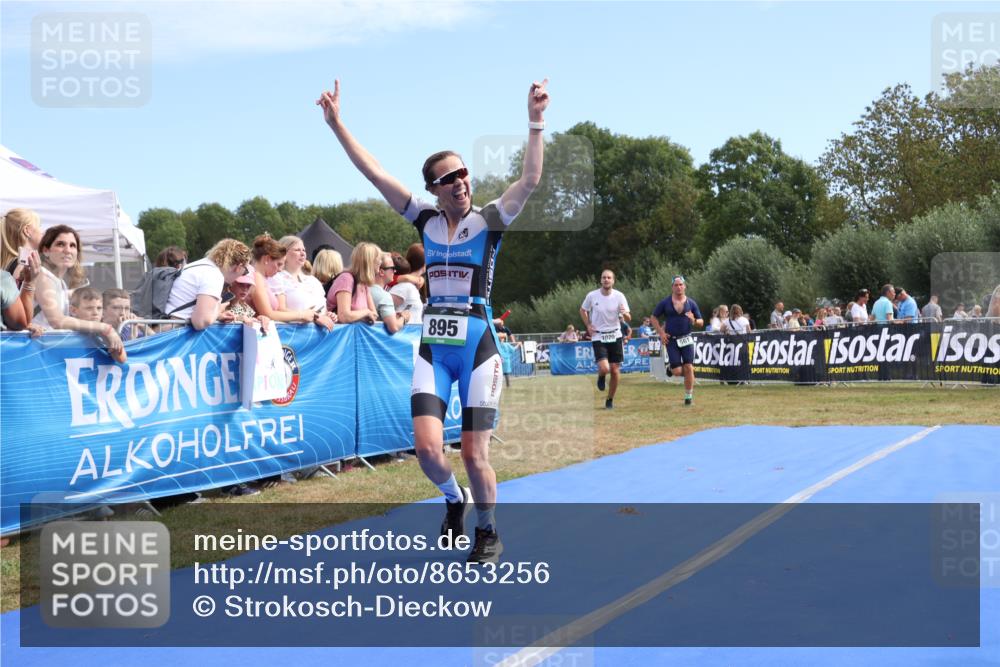 31.08.2025 - Elbe Triathlon Hamburg Strokosch-Dieckow http://msf.ph/oto/8653256 31.08.2025 11:20:56 Ziel 561, 770, 895, 933, 1020, 1095, 1155 meine-sportfotos.de