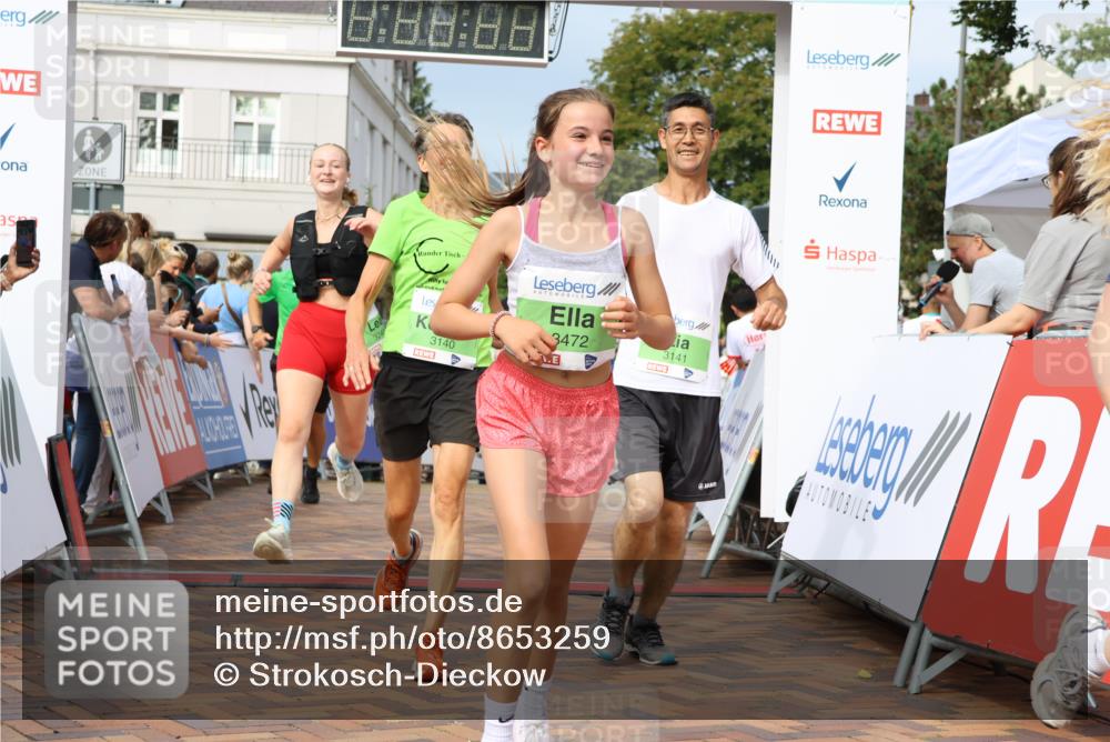 31.08.2025 - 21. Blankeneser Heldenlauf Strokosch-Dieckow http://msf.ph/oto/8653259 31.08.2025 11:08:11 Ziel 3334, 3141, 3140, 3474, 3472, 3248, 3029 meine-sportfotos.de