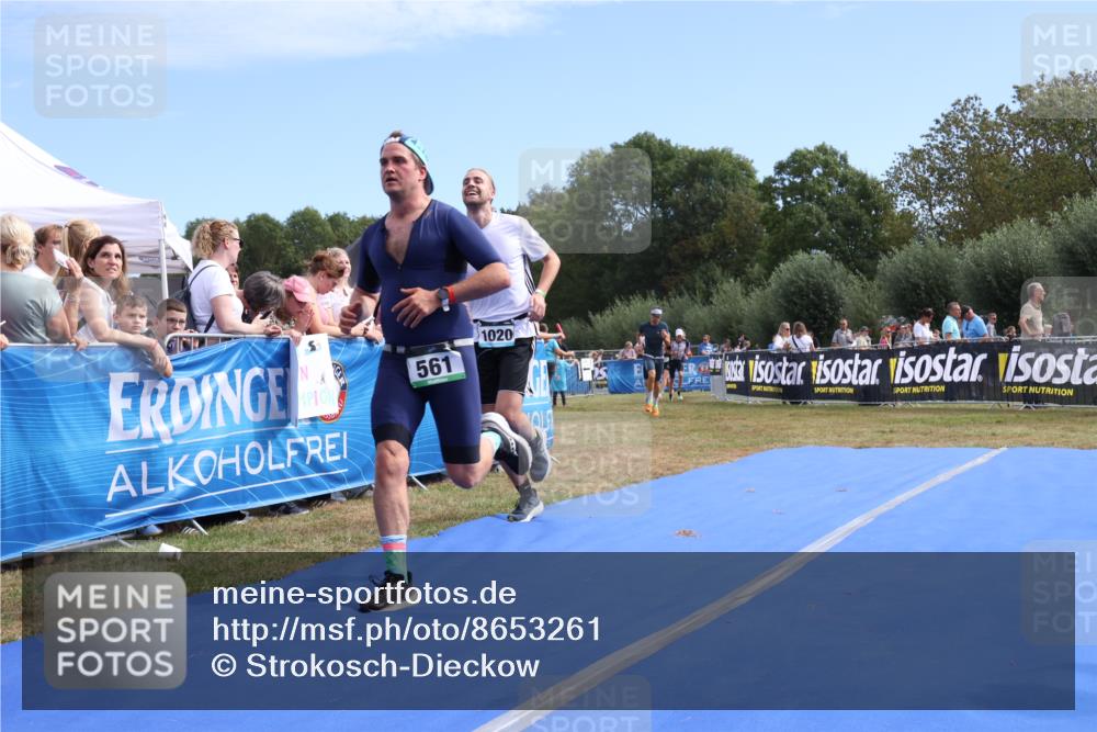 31.08.2025 - Elbe Triathlon Hamburg Strokosch-Dieckow http://msf.ph/oto/8653261 31.08.2025 11:20:58 Ziel 561, 770, 895, 933, 1020, 1095, 1155 meine-sportfotos.de