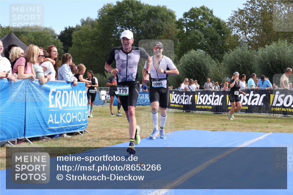 31.08.2025 - Elbe Triathlon Hamburg Strokosch-Dieckow http://msf.ph/oto/8653266 31.08.2025 11:21:04 Ziel 770, 1095, 1140, 1155 meine-sportfotos.de