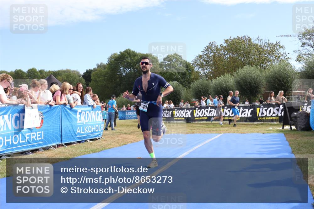 31.08.2025 - Elbe Triathlon Hamburg Strokosch-Dieckow http://msf.ph/oto/8653273 31.08.2025 11:21:12 Ziel 707, 918, 973, 1140, 1206 meine-sportfotos.de