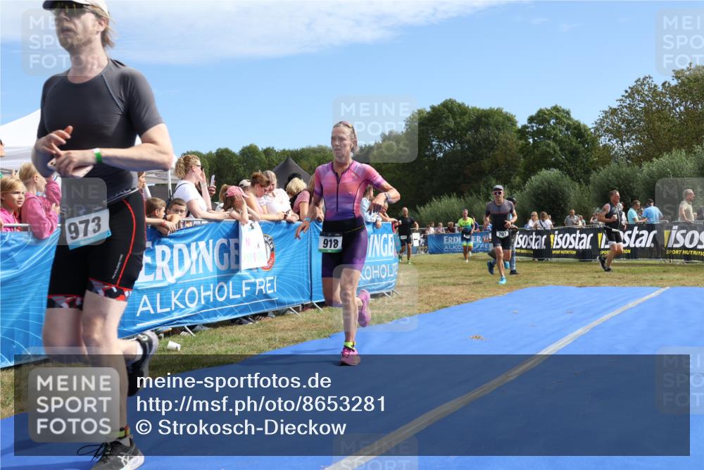 31.08.2025 - Elbe Triathlon Hamburg Strokosch-Dieckow http://msf.ph/oto/8653281 31.08.2025 11:21:15 Ziel 707, 918, 973, 1140, 1206 meine-sportfotos.de