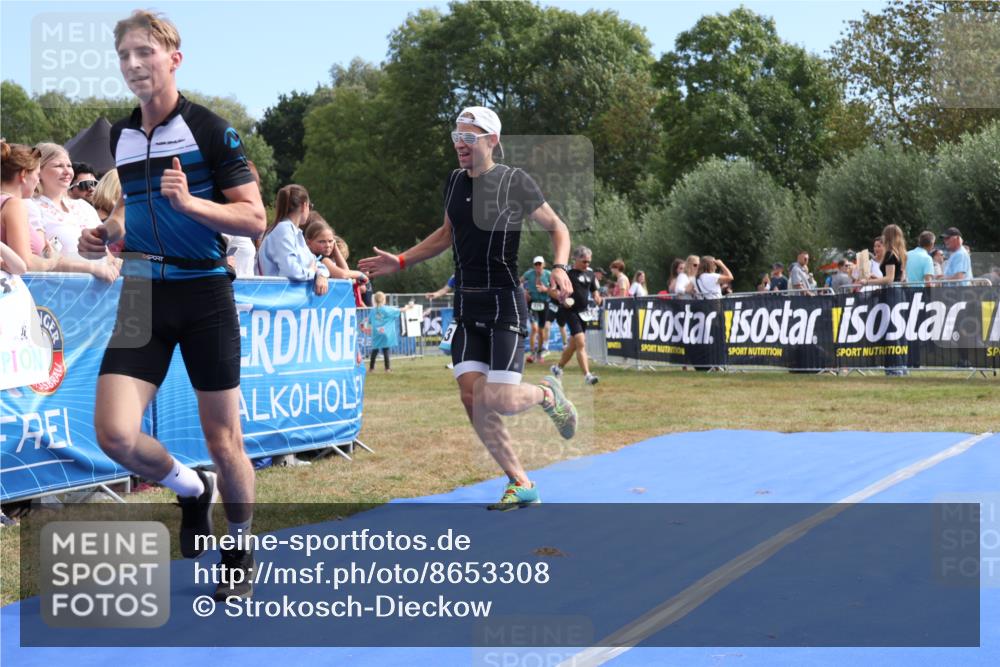 31.08.2025 - Elbe Triathlon Hamburg Strokosch-Dieckow http://msf.ph/oto/8653308 31.08.2025 11:21:27 Ziel 929, 934, 975, 1183 meine-sportfotos.de