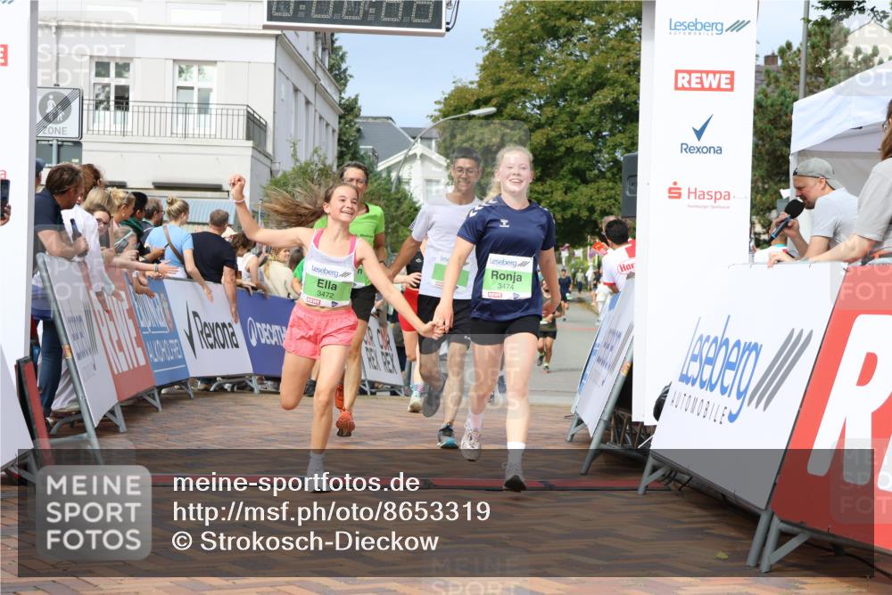 31.08.2025 - 21. Blankeneser Heldenlauf Strokosch-Dieckow http://msf.ph/oto/8653319 31.08.2025 11:08:10 Ziel 3334, 3141, 3140, 3474, 3472, 3248, 3029 meine-sportfotos.de