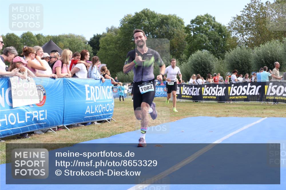 31.08.2025 - Elbe Triathlon Hamburg Strokosch-Dieckow http://msf.ph/oto/8653329 31.08.2025 11:22:03 Ziel 473, 754, 991, 1082, 1158 meine-sportfotos.de