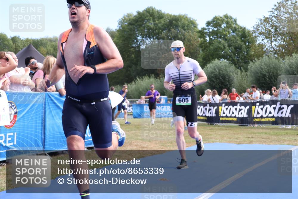 31.08.2025 - Elbe Triathlon Hamburg Strokosch-Dieckow http://msf.ph/oto/8653339 31.08.2025 11:22:13 Ziel 511, 605, 991, 1158 meine-sportfotos.de