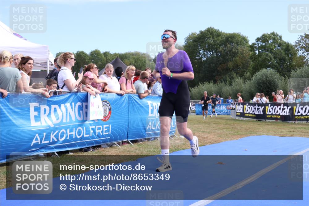 31.08.2025 - Elbe Triathlon Hamburg Strokosch-Dieckow http://msf.ph/oto/8653349 31.08.2025 11:22:20 Ziel 511, 731 meine-sportfotos.de