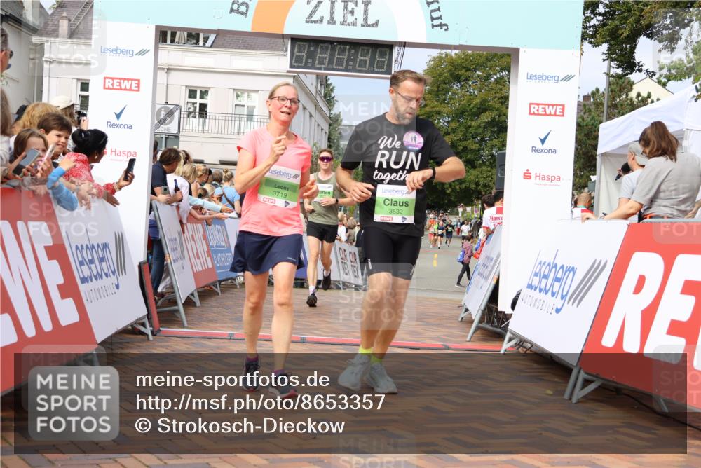 31.08.2025 - 21. Blankeneser Heldenlauf Strokosch-Dieckow http://msf.ph/oto/8653357 31.08.2025 11:07:54 Ziel 3665, 3239, 3023, 3532, 3719, 3728 meine-sportfotos.de