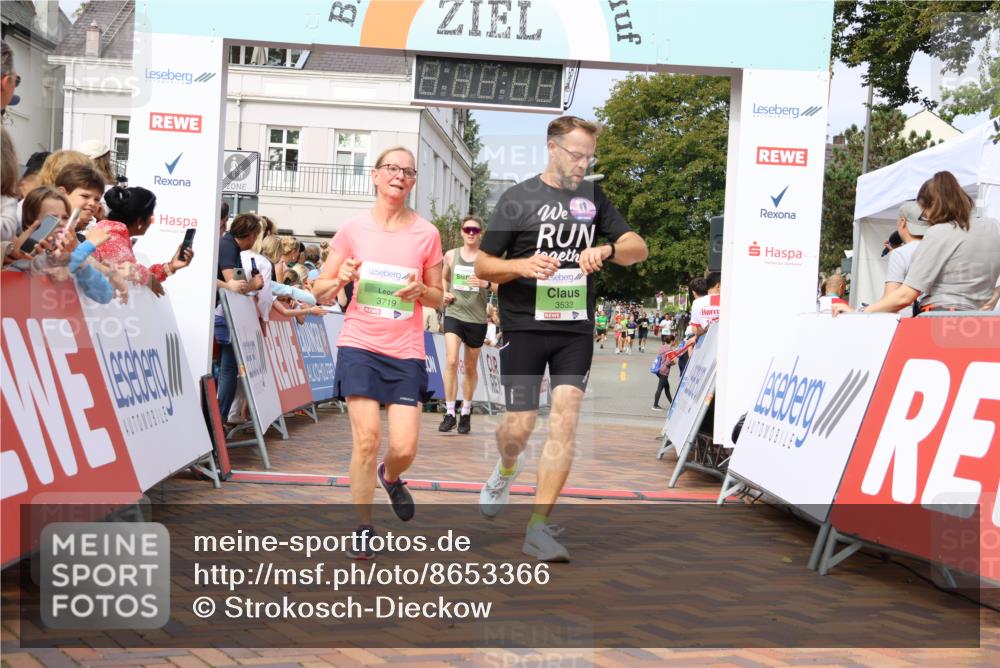 31.08.2025 - 21. Blankeneser Heldenlauf Strokosch-Dieckow http://msf.ph/oto/8653366 31.08.2025 11:07:54 Ziel 3665, 3239, 3023, 3532, 3719, 3728 meine-sportfotos.de