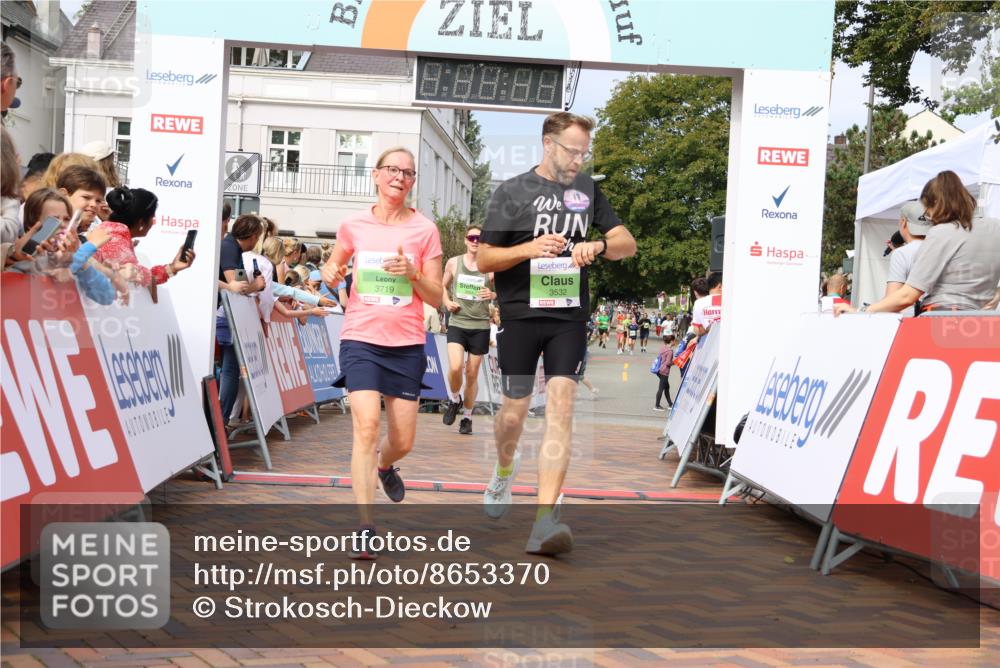 31.08.2025 - 21. Blankeneser Heldenlauf Strokosch-Dieckow http://msf.ph/oto/8653370 31.08.2025 11:07:54 Ziel 3665, 3239, 3023, 3532, 3719, 3728 meine-sportfotos.de
