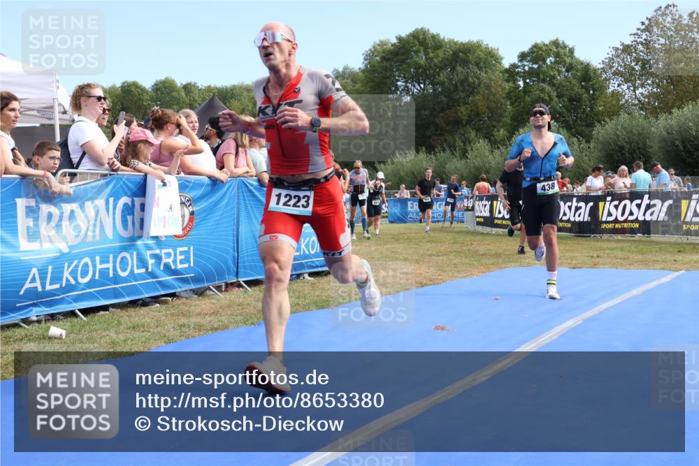 31.08.2025 - Elbe Triathlon Hamburg Strokosch-Dieckow http://msf.ph/oto/8653380 31.08.2025 11:23:09 Ziel 438, 980, 1008, 1105, 1209, 1223 meine-sportfotos.de