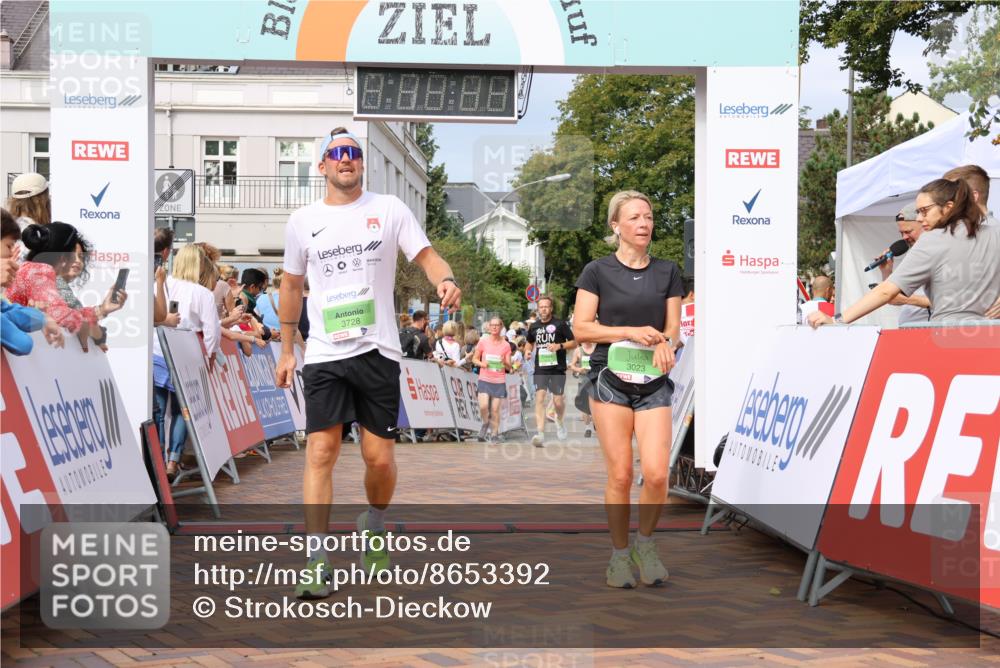 31.08.2025 - 21. Blankeneser Heldenlauf Strokosch-Dieckow http://msf.ph/oto/8653392 31.08.2025 11:07:49 Ziel 3456, 3239, 3023, 3532, 3161, 3719, 3728 meine-sportfotos.de
