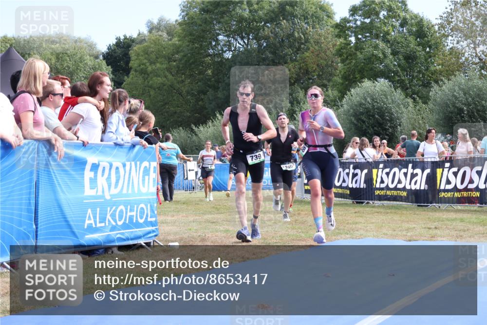31.08.2025 - Elbe Triathlon Hamburg Strokosch-Dieckow http://msf.ph/oto/8653417 31.08.2025 11:24:06 Ziel 570, 617, 739, 741, 788, 1039, 1054, 1240 meine-sportfotos.de