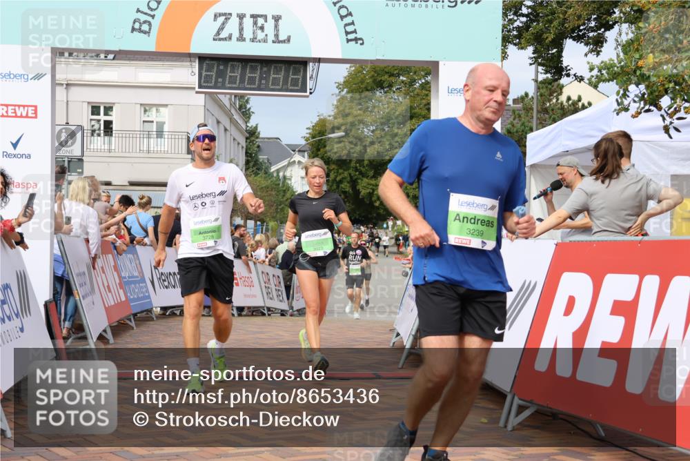 31.08.2025 - 21. Blankeneser Heldenlauf Strokosch-Dieckow http://msf.ph/oto/8653436 31.08.2025 11:07:48 Ziel 3456, 3239, 3023, 3532, 3161, 3719, 3728 meine-sportfotos.de