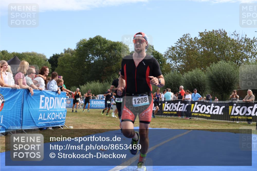 31.08.2025 - Elbe Triathlon Hamburg Strokosch-Dieckow http://msf.ph/oto/8653469 31.08.2025 11:24:32 Ziel 627, 643, 1094, 1170, 1208 meine-sportfotos.de