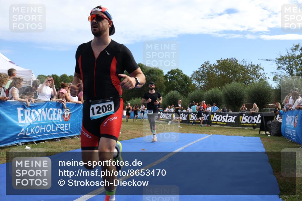 31.08.2025 - Elbe Triathlon Hamburg Strokosch-Dieckow http://msf.ph/oto/8653470 31.08.2025 11:24:33 Ziel 627, 643, 1094, 1208 meine-sportfotos.de