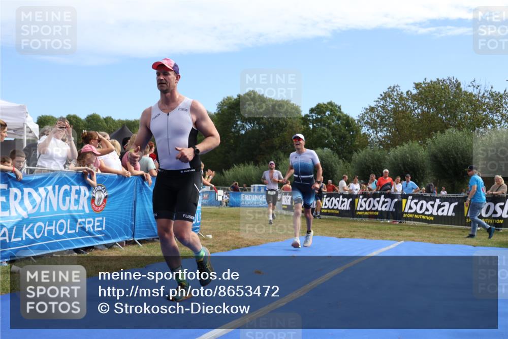 31.08.2025 - Elbe Triathlon Hamburg Strokosch-Dieckow http://msf.ph/oto/8653472 31.08.2025 11:24:43 Ziel 558, 627, 629, 750 meine-sportfotos.de