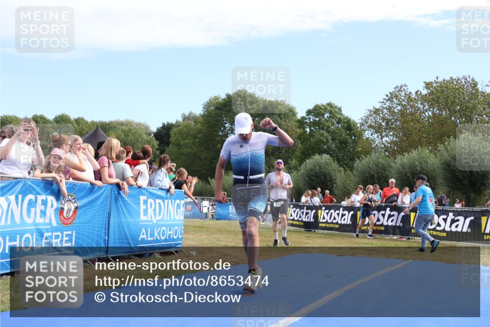 31.08.2025 - Elbe Triathlon Hamburg Strokosch-Dieckow http://msf.ph/oto/8653474 31.08.2025 11:24:44 Ziel 558, 627, 629, 750, 1164 meine-sportfotos.de