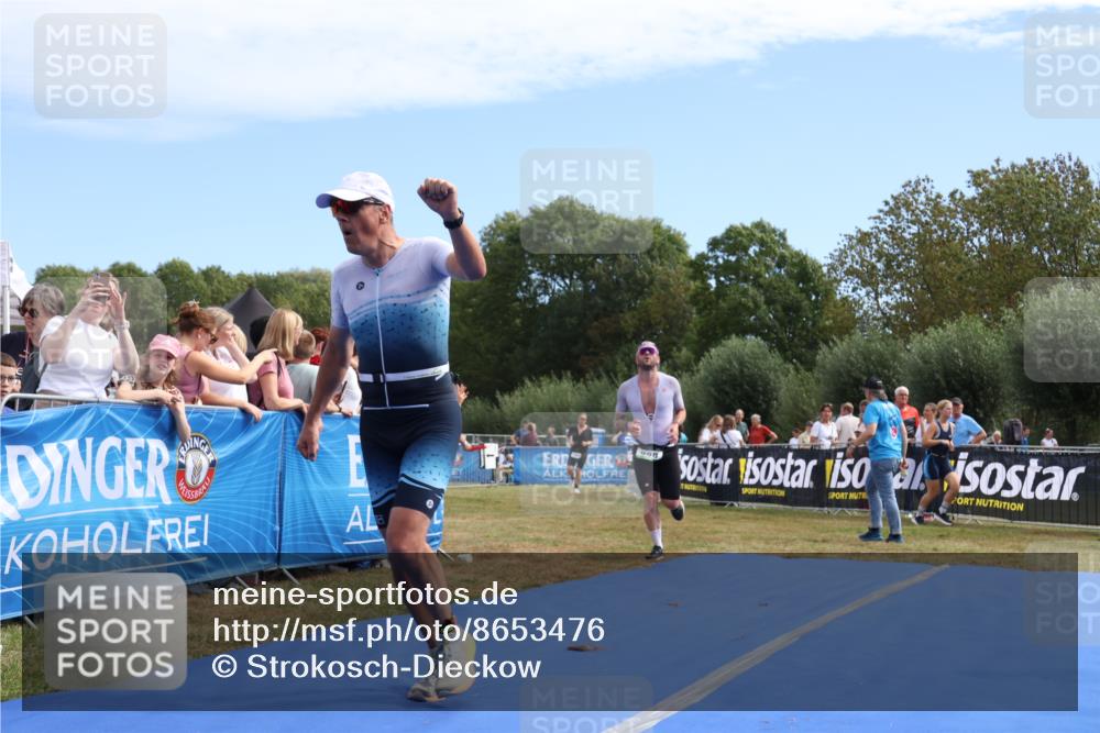31.08.2025 - Elbe Triathlon Hamburg Strokosch-Dieckow http://msf.ph/oto/8653476 31.08.2025 11:24:45 Ziel 558, 629, 750, 1164 meine-sportfotos.de