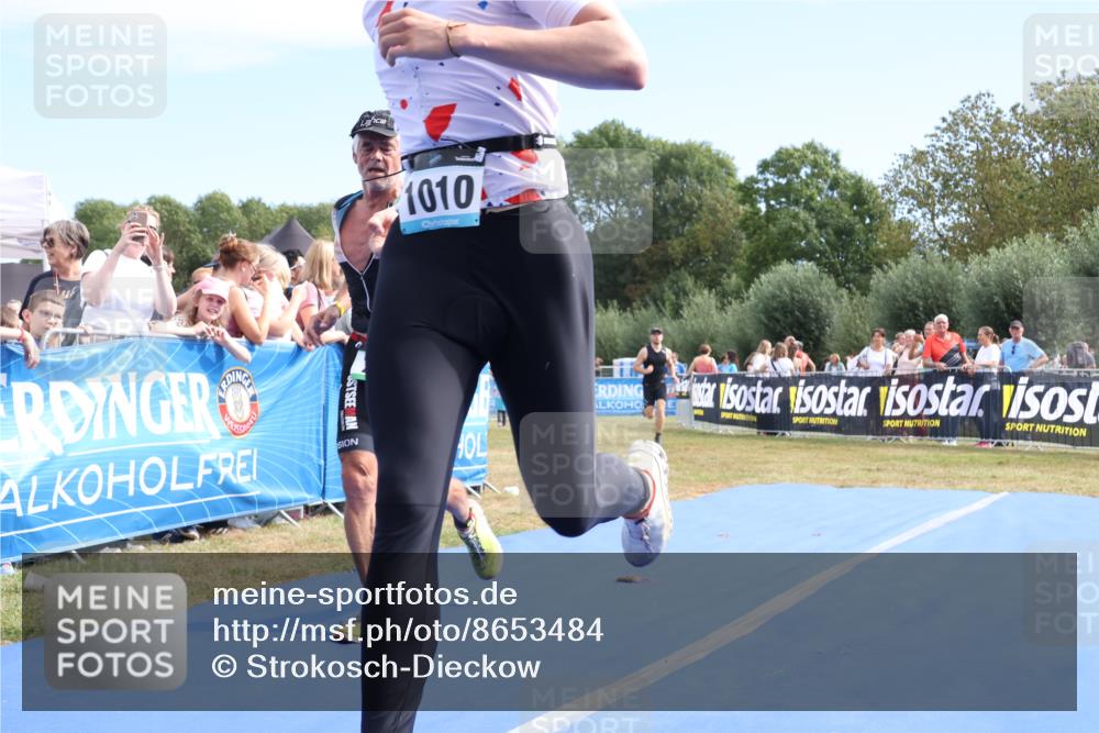 31.08.2025 - Elbe Triathlon Hamburg Strokosch-Dieckow http://msf.ph/oto/8653484 31.08.2025 11:24:58 Ziel 773, 943, 1010, 1164 meine-sportfotos.de