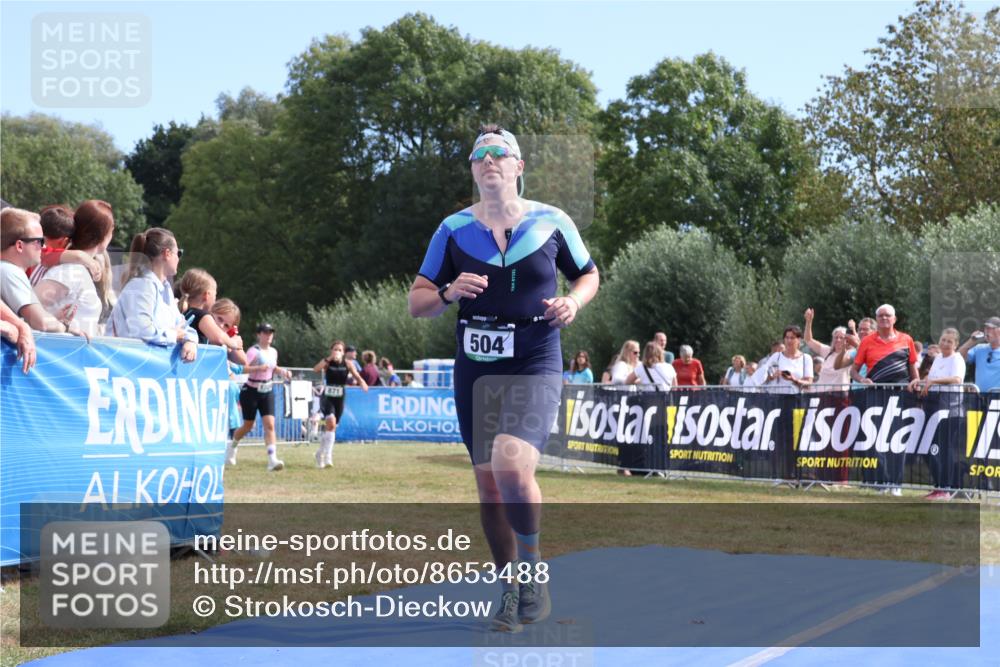 31.08.2025 - Elbe Triathlon Hamburg Strokosch-Dieckow http://msf.ph/oto/8653488 31.08.2025 11:25:14 Ziel 504, 684 meine-sportfotos.de