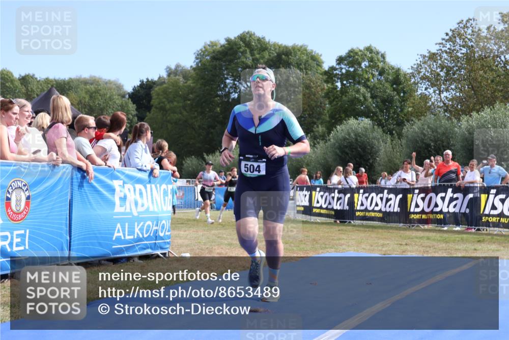 31.08.2025 - Elbe Triathlon Hamburg Strokosch-Dieckow http://msf.ph/oto/8653489 31.08.2025 11:25:14 Ziel 504, 684 meine-sportfotos.de