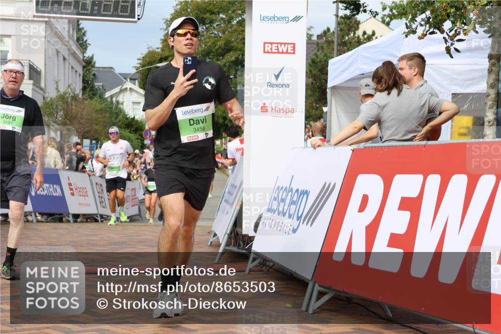 31.08.2025 - 21. Blankeneser Heldenlauf Strokosch-Dieckow http://msf.ph/oto/8653503 31.08.2025 11:07:42 Ziel 3456, 3239, 3453, 3161, 3728 meine-sportfotos.de