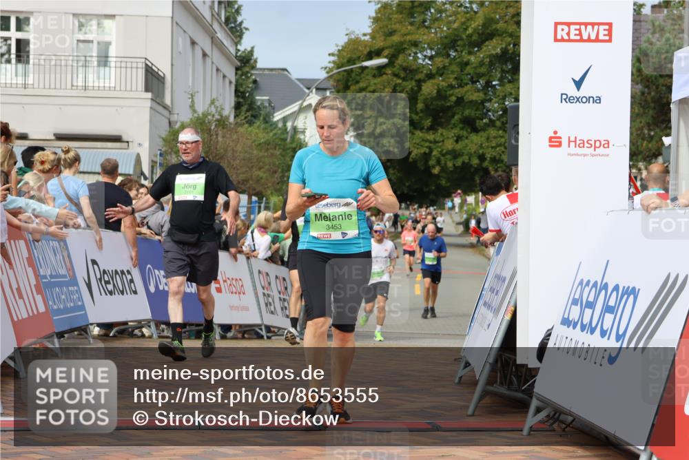 31.08.2025 - 21. Blankeneser Heldenlauf Strokosch-Dieckow http://msf.ph/oto/8653555 31.08.2025 11:07:39 Ziel 3562, 3456, 3453, 3161 meine-sportfotos.de