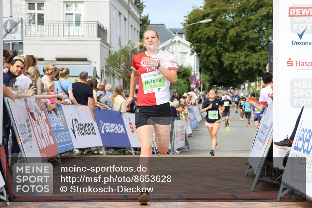 31.08.2025 - 21. Blankeneser Heldenlauf Strokosch-Dieckow http://msf.ph/oto/8653628 31.08.2025 11:07:27 Ziel 3483, 3367, 3323, 3516, 3355, 3673, 3075 meine-sportfotos.de