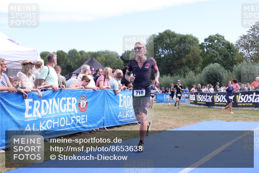 31.08.2025 - Elbe Triathlon Hamburg Strokosch-Dieckow http://msf.ph/oto/8653638 31.08.2025 11:27:16 Ziel 447, 682, 710, 1096 meine-sportfotos.de