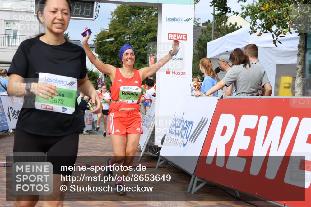 31.08.2025 - 21. Blankeneser Heldenlauf Strokosch-Dieckow http://msf.ph/oto/8653649 31.08.2025 11:07:24 Ziel 3001, 3368, 3367, 3530, 3323, 3516, 3355, 3673, 3075 meine-sportfotos.de