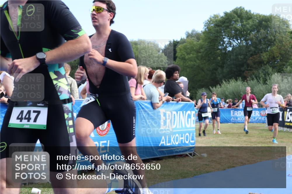 31.08.2025 - Elbe Triathlon Hamburg Strokosch-Dieckow http://msf.ph/oto/8653650 31.08.2025 11:27:22 Ziel 447, 682, 710, 1096, 1143 meine-sportfotos.de