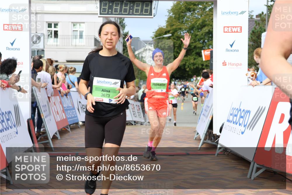 31.08.2025 - 21. Blankeneser Heldenlauf Strokosch-Dieckow http://msf.ph/oto/8653670 31.08.2025 11:07:23 Ziel 3001, 3368, 3367, 3530, 3323, 3516, 3355, 3673, 3075 meine-sportfotos.de