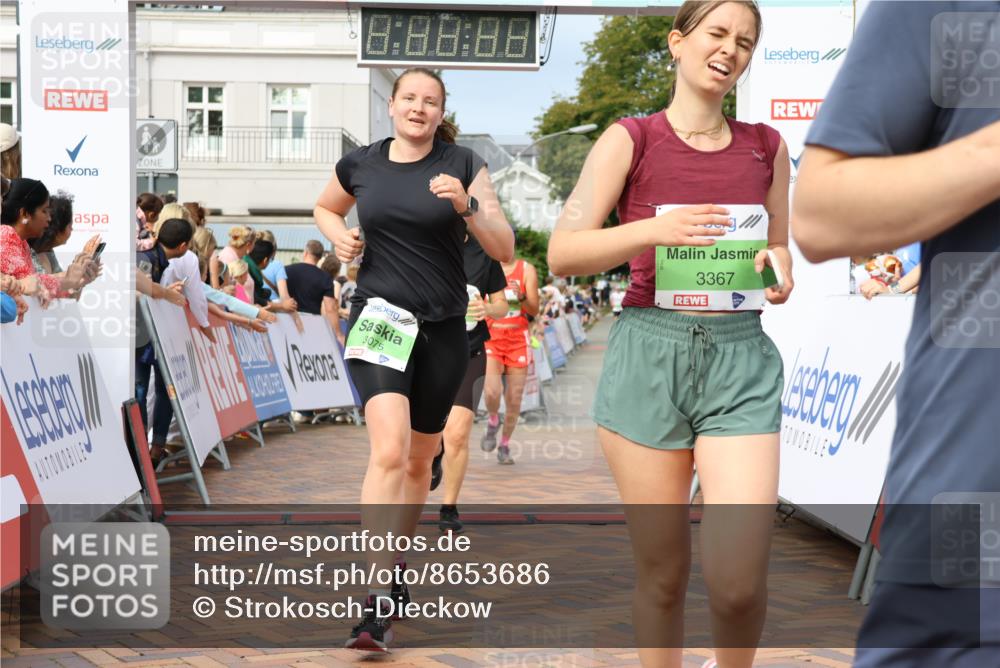 31.08.2025 - 21. Blankeneser Heldenlauf Strokosch-Dieckow http://msf.ph/oto/8653686 31.08.2025 11:07:22 Ziel 3001, 3368, 3367, 3530, 3323, 3516, 3355, 3673, 3075 meine-sportfotos.de