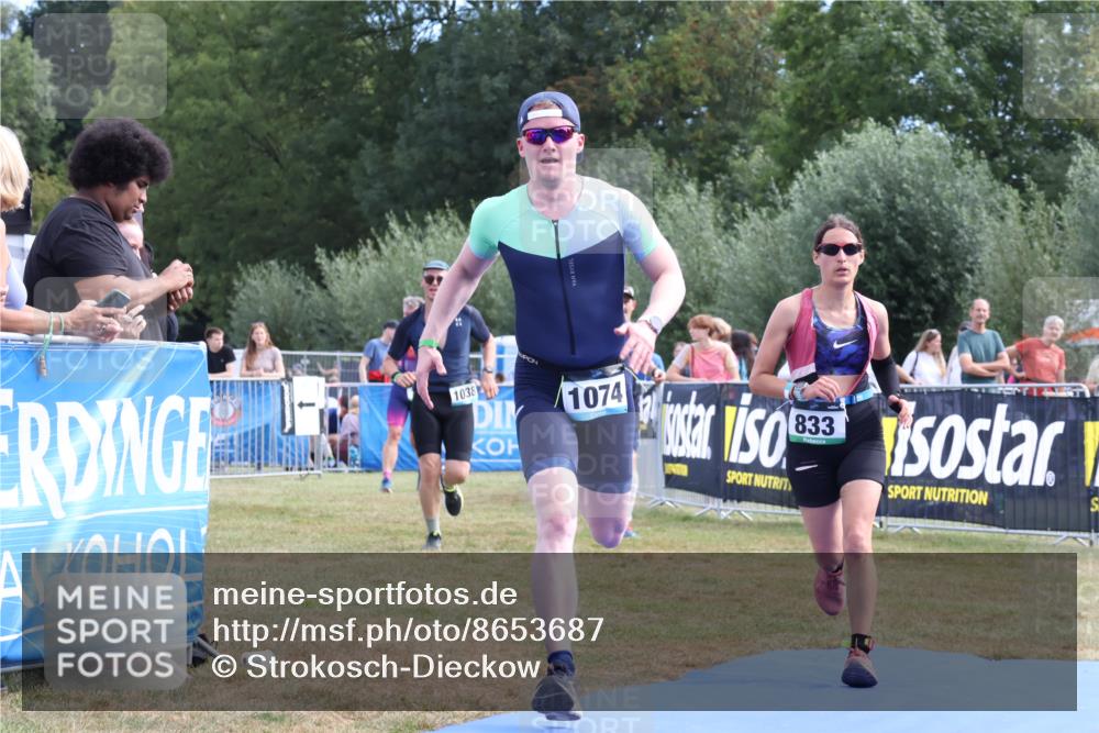 31.08.2025 - Elbe Triathlon Hamburg Strokosch-Dieckow http://msf.ph/oto/8653687 31.08.2025 11:27:55 Ziel 624, 720, 833, 1038, 1074, 1258 meine-sportfotos.de