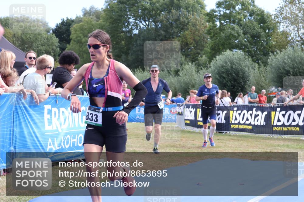 31.08.2025 - Elbe Triathlon Hamburg Strokosch-Dieckow http://msf.ph/oto/8653695 31.08.2025 11:27:56 Ziel 624, 720, 833, 1038, 1074, 1258 meine-sportfotos.de