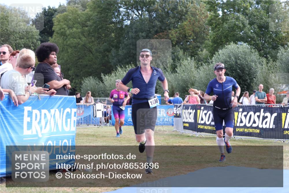 31.08.2025 - Elbe Triathlon Hamburg Strokosch-Dieckow http://msf.ph/oto/8653696 31.08.2025 11:27:57 Ziel 624, 720, 833, 1038, 1074, 1258 meine-sportfotos.de