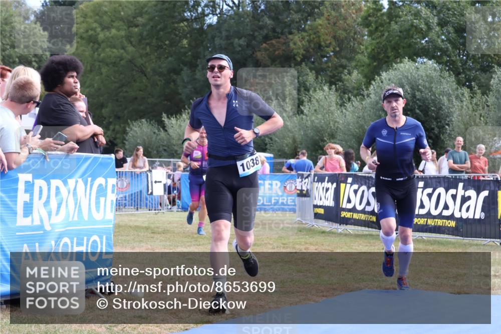 31.08.2025 - Elbe Triathlon Hamburg Strokosch-Dieckow http://msf.ph/oto/8653699 31.08.2025 11:27:57 Ziel 624, 720, 833, 1038, 1074, 1258 meine-sportfotos.de