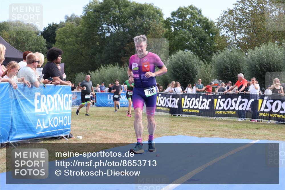31.08.2025 - Elbe Triathlon Hamburg Strokosch-Dieckow http://msf.ph/oto/8653713 31.08.2025 11:28:03 Ziel 720, 849, 1015, 1038, 1258, 1265 meine-sportfotos.de
