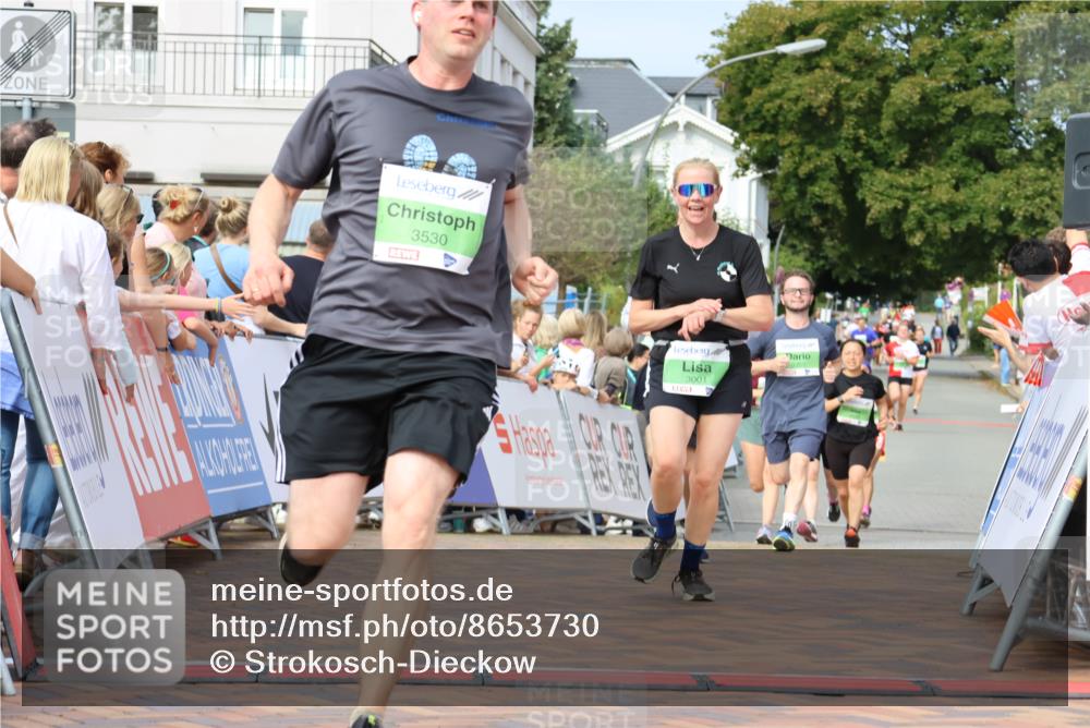 31.08.2025 - 21. Blankeneser Heldenlauf Strokosch-Dieckow http://msf.ph/oto/8653730 31.08.2025 11:07:16 Ziel 3091, 3001, 3368, 3367, 3696, 3530, 3355 meine-sportfotos.de