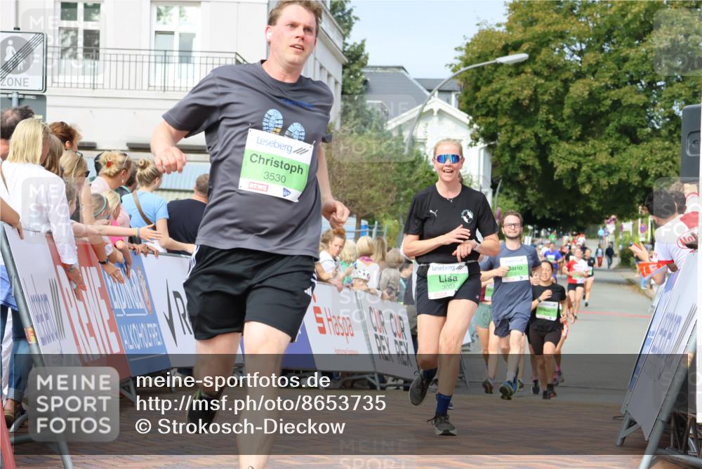 31.08.2025 - 21. Blankeneser Heldenlauf Strokosch-Dieckow http://msf.ph/oto/8653735 31.08.2025 11:07:16 Ziel 3091, 3001, 3368, 3367, 3696, 3530, 3355 meine-sportfotos.de