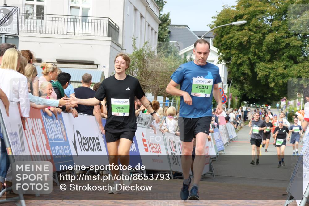 31.08.2025 - 21. Blankeneser Heldenlauf Strokosch-Dieckow http://msf.ph/oto/8653793 31.08.2025 11:07:10 Ziel 3091, 3404, 3696 meine-sportfotos.de