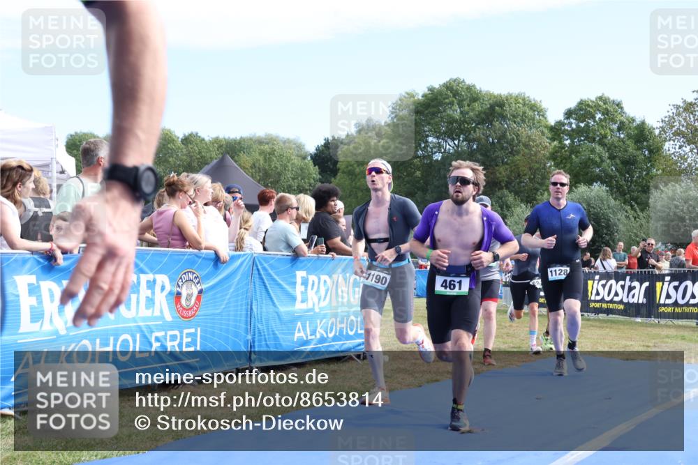 31.08.2025 - Elbe Triathlon Hamburg Strokosch-Dieckow http://msf.ph/oto/8653814 31.08.2025 11:28:50 Ziel 461, 566, 635, 692, 735, 743, 881, 1128, 1190, 1315 meine-sportfotos.de