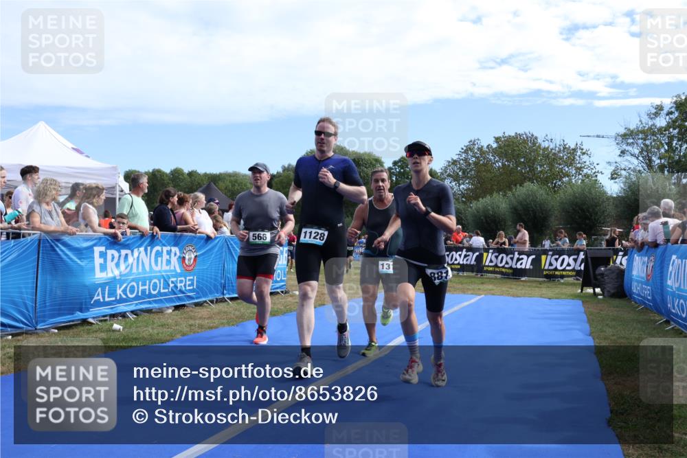 31.08.2025 - Elbe Triathlon Hamburg Strokosch-Dieckow http://msf.ph/oto/8653826 31.08.2025 11:28:53 Ziel 461, 566, 635, 692, 735, 881, 1128, 1190, 1315 meine-sportfotos.de