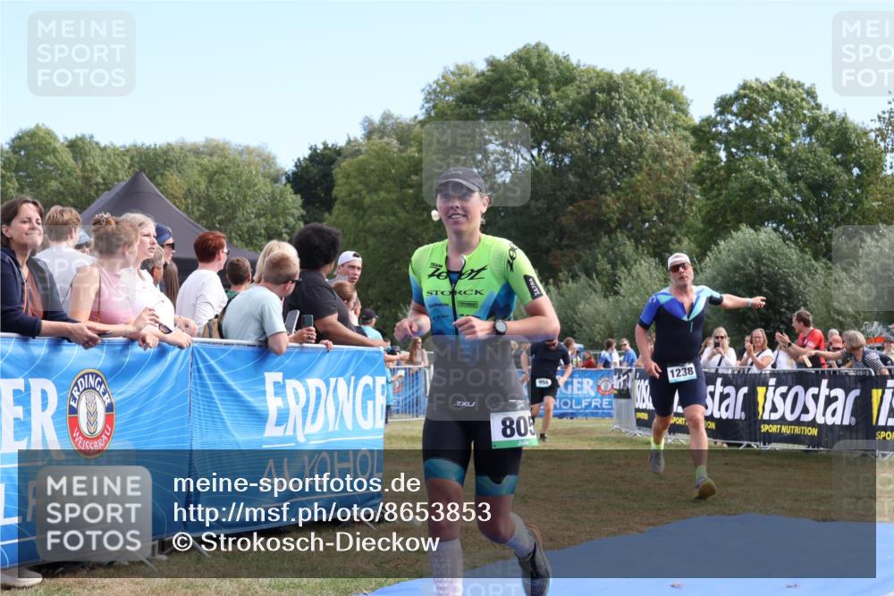 31.08.2025 - Elbe Triathlon Hamburg Strokosch-Dieckow http://msf.ph/oto/8653853 31.08.2025 11:29:04 Ziel 657, 805, 958, 1238 meine-sportfotos.de